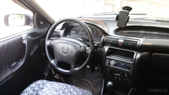 Opel Astra 1996, 252,300 km - 1.6 l - Bakı