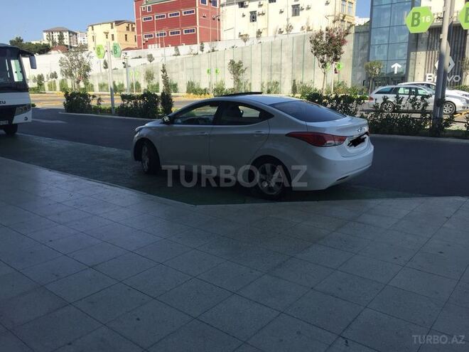 Hyundai Elantra 2011, 155,000 km - 1.8 l - Bakı