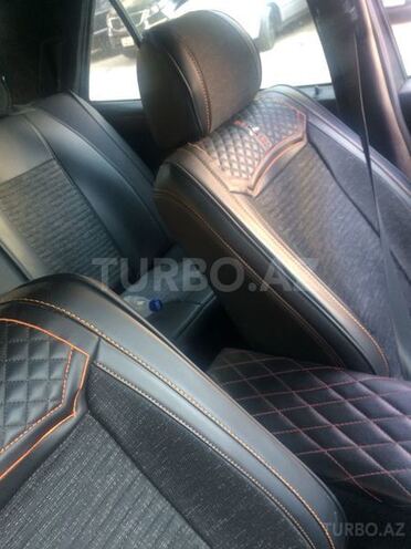 Mercedes E 220 1994, 313,000 km - 2.2 л - Bakı