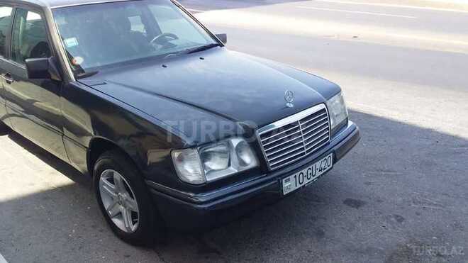 Mercedes E 220 1994, 313,000 km - 2.2 л - Bakı