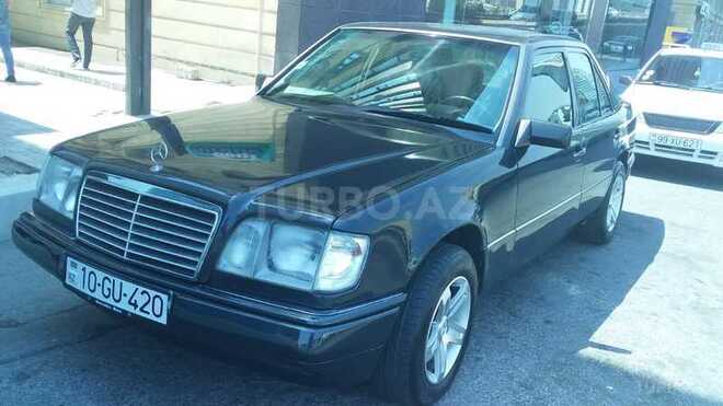 Mercedes E 220 1994, 313,000 km - 2.2 л - Bakı