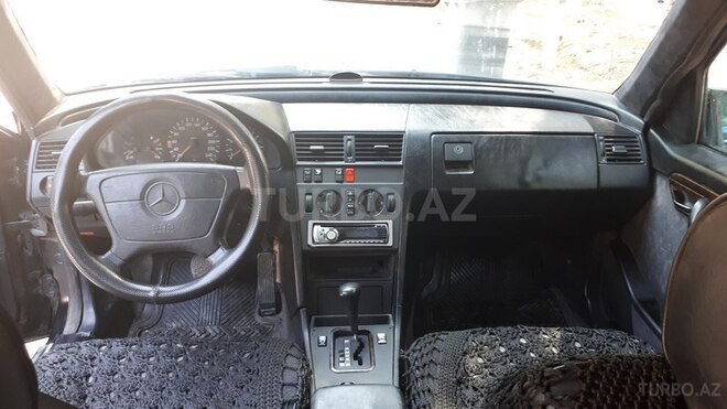 Mercedes C 220 1994, 256,000 km - 2.2 l - Sumqayıt