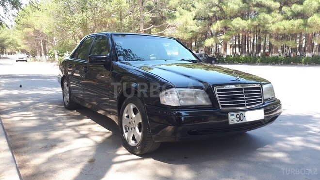 Mercedes C 220 1995, 256,000 km - 2.2 l - Sumqayıt