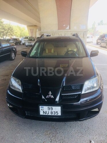 Mitsubishi Outlander 2002, 137,000 km - 2.4 л - Bakı
