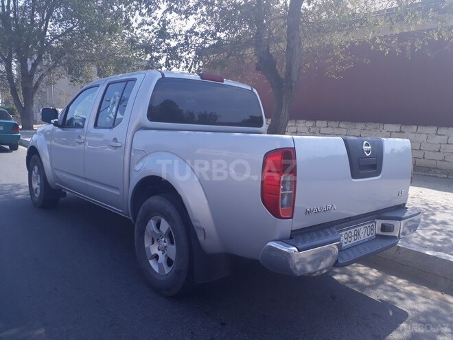 Nissan Navara 2011, 220,000 km - 2.5 л - Bakı