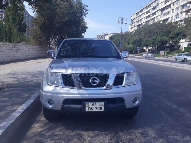 Nissan Navara 2011, 220,000 km - 2.5 л - Bakı