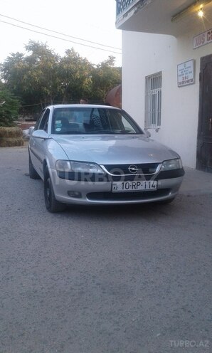 Opel Vectra 1996, 253,142 km - 2.0 l - Bakı