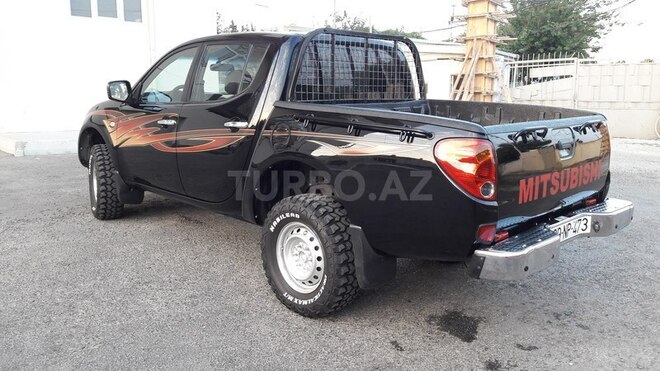 Mitsubishi L200 2012, 162,000 km - 2.5 l - Bakı
