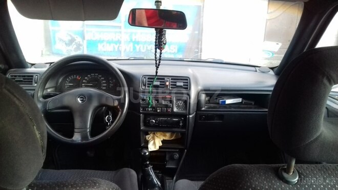 Opel Vectra 1993, 495,365 km - 0.2 l - Sumqayıt