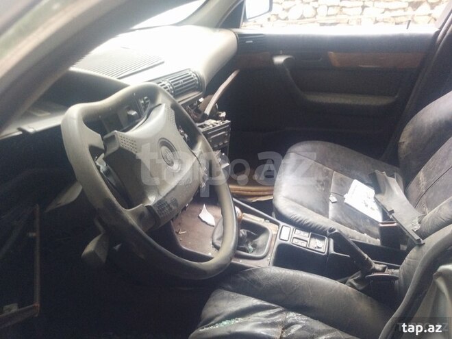 BMW 520 1994, 360,000 km - 0.2 л - Bakı