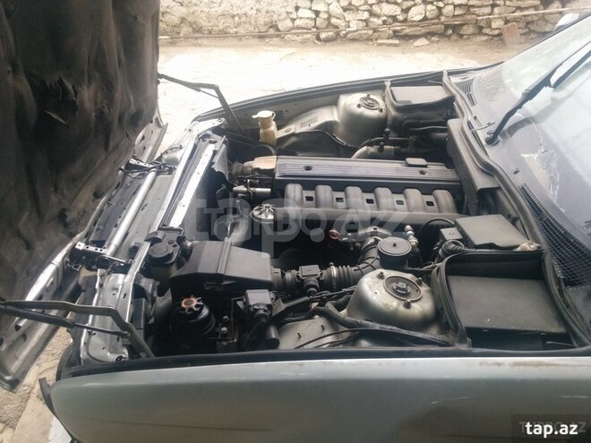 BMW 520 1994, 360,000 km - 0.2 л - Bakı
