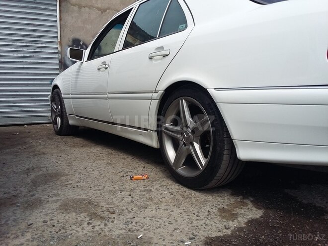 Mercedes C 230 1999, 15,400 km - 2.3 л - Bakı
