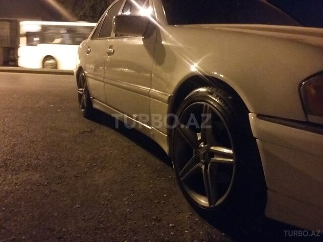 Mercedes C 230 1999, 15,400 km - 2.3 л - Bakı