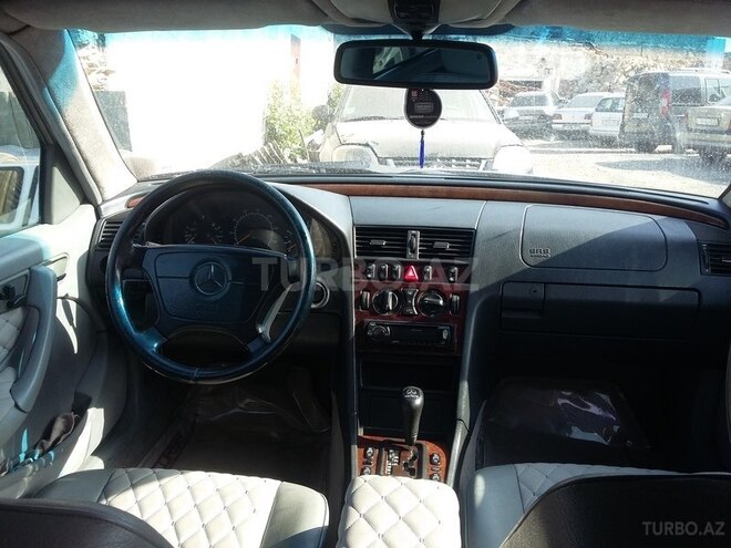 Mercedes C 230 1999, 15,400 km - 2.3 л - Bakı
