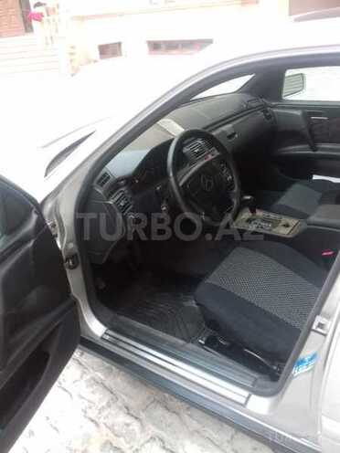 Mercedes E 200 1996, 340,560 km - 2.0 l - Bakı