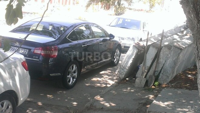 Citroen C5 2007, 343,000 km - 1.6 l - Bakı