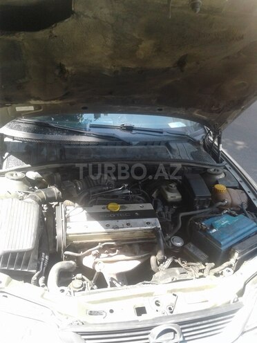 Opel Vectra 1998, 255,000 km - 2.0 l - Bakı