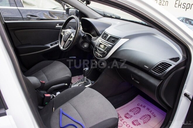 Hyundai Accent 2012, 208,000 km - 1.6 л - Bakı