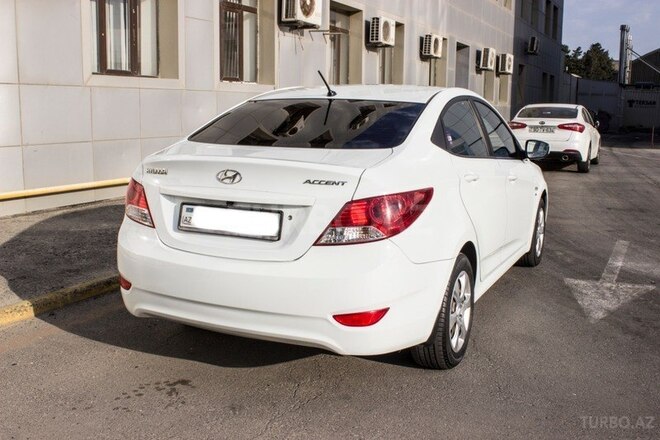 Hyundai Accent 2012, 208,000 km - 1.6 л - Bakı
