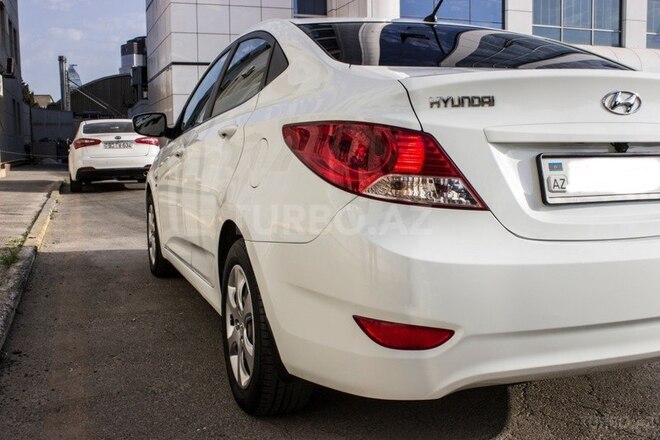 Hyundai Accent 2012, 208,000 km - 1.6 л - Bakı