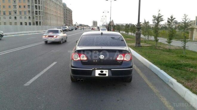 Volkswagen Passat 2005, 175,000 km - 2.0 l - Sumqayıt