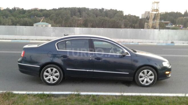 Volkswagen Passat 2005, 175,000 km - 2.0 l - Sumqayıt