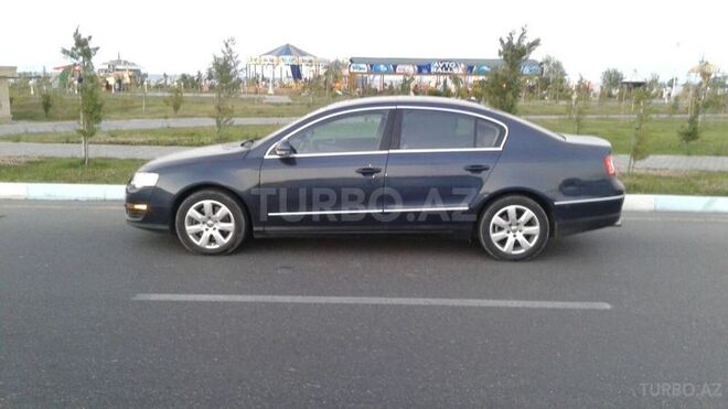 Volkswagen Passat 2005, 175,000 km - 2.0 l - Sumqayıt