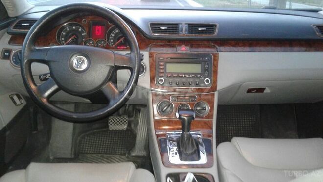 Volkswagen Passat 2005, 175,000 km - 2.0 l - Sumqayıt