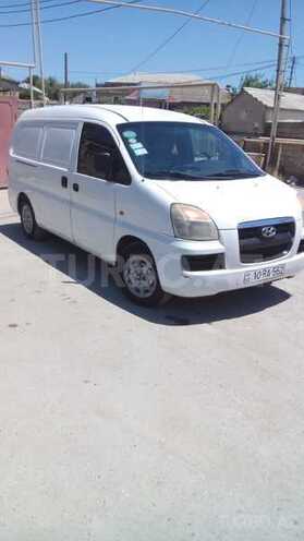 Hyundai H-1 2005, 300,000 km - 2.5 l - İsmayıllı