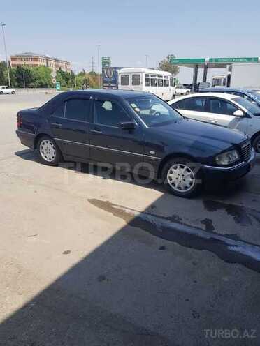 Mercedes C 180 2000, 220,000 km - 1.8 л - Gəncə