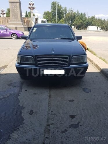Mercedes C 180 2000, 220,000 km - 1.8 л - Gəncə