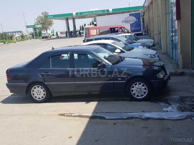 Mercedes C 180 2000, 220,000 km - 1.8 л - Gəncə