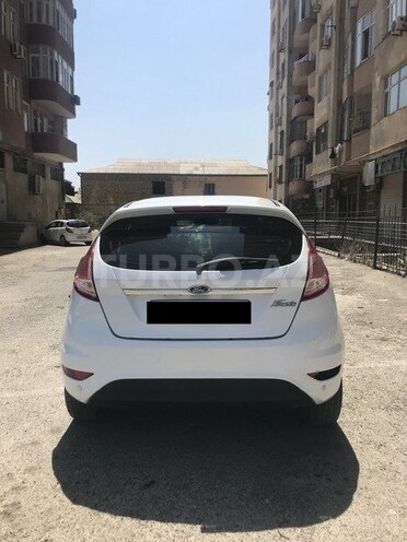 Ford Fiesta 2013, 109,000 km - 1.6 l - Bakı