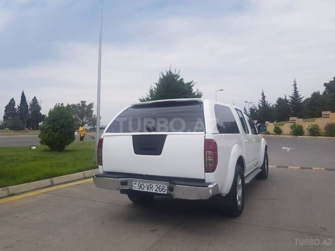 Nissan Navara 2012, 268,110 km - 2.5 л - Bakı