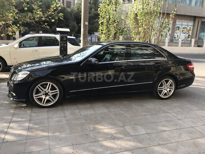 Mercedes E 250 2011, 214,000 km - 1.8 л - Bakı