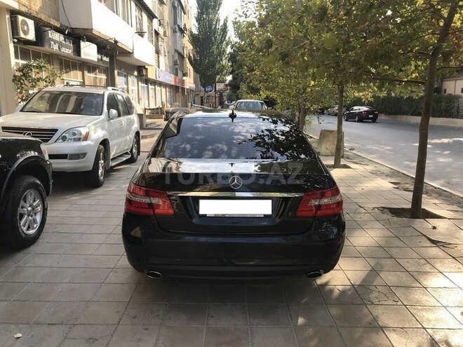 Mercedes E 250 2011, 214,000 km - 1.8 л - Bakı