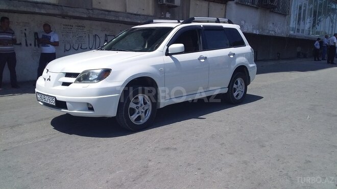 Mitsubishi Outlander 2003, 203,900 km - 2.0 л - Bakı