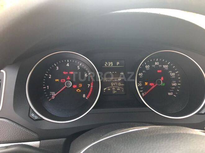 Volkswagen Jetta 2015, 98,000 km - 1.8 l - Bakı