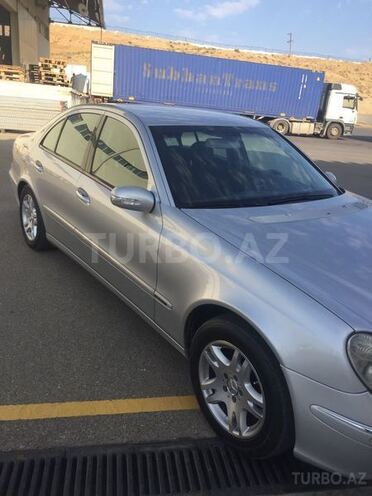 Mercedes E 220 2002, 243,180 km - 2.2 l - Bakı