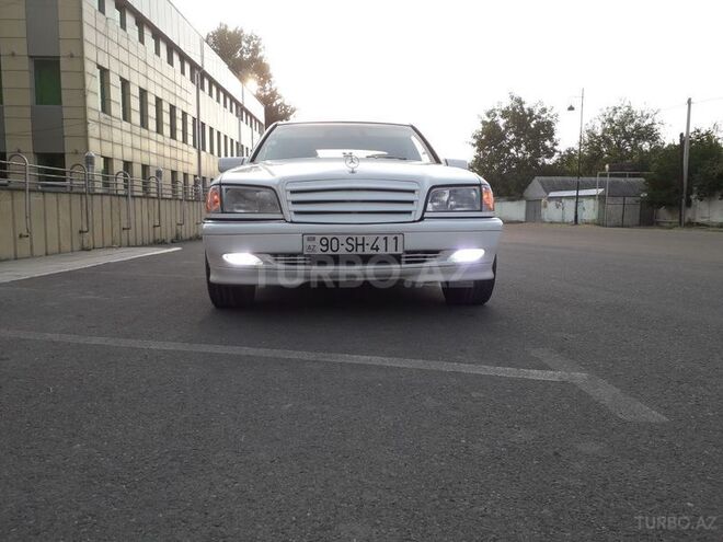 Mercedes C 230 1998, 233,000 km - 2.3 l - İsmayıllı