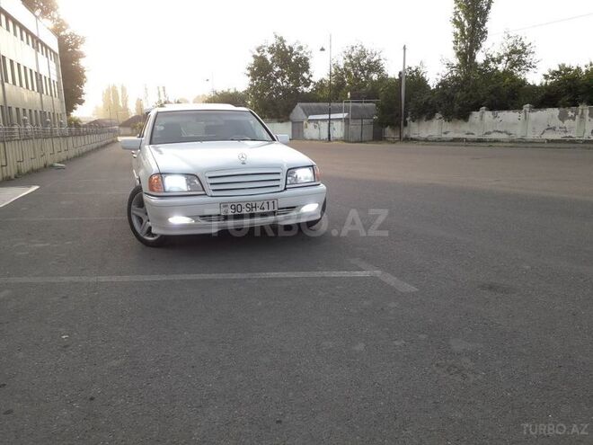 Mercedes C 230 1998, 233,000 km - 2.3 l - İsmayıllı