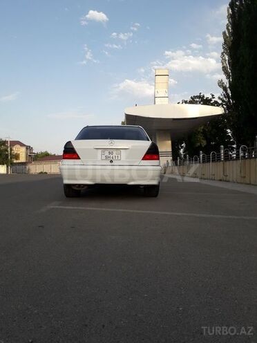 Mercedes C 230 1998, 233,000 km - 2.3 l - İsmayıllı