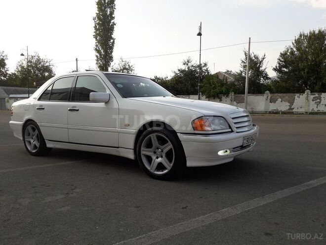 Mercedes C 230 1998, 233,000 km - 2.3 l - İsmayıllı