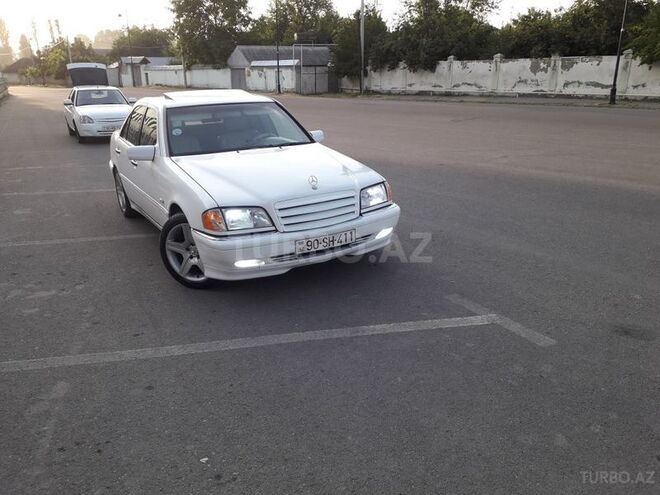 Mercedes C 230 1998, 233,000 km - 2.3 l - İsmayıllı