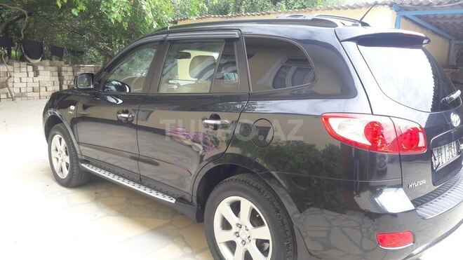 Hyundai Santa Fe 2006, 250,000 km - 2.7 l - Tovuz