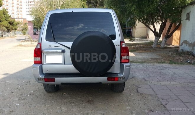 Mitsubishi Pajero 2005, 163,000 km - 3.0 l - Sumqayıt