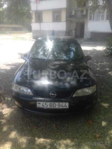 Opel Vectra 1995, 250,000 km - 2.0 л - Mingəçevir