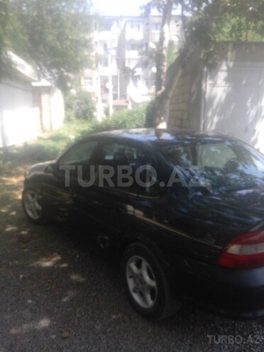Opel Vectra 1995, 250,000 km - 2.0 л - Mingəçevir