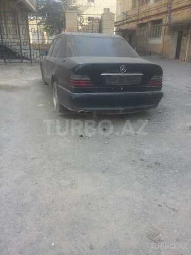 Mercedes E 280 1995, 190,000 km - 2.8 л - Bakı