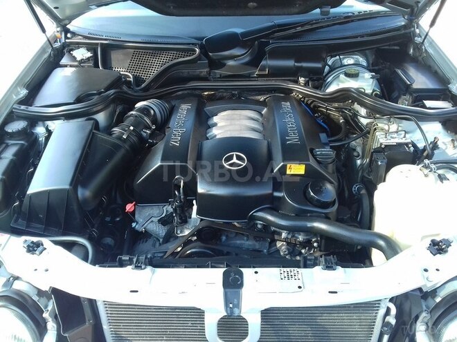 Mercedes E 240 1999, 230,000 km - 2.4 л - Gəncə